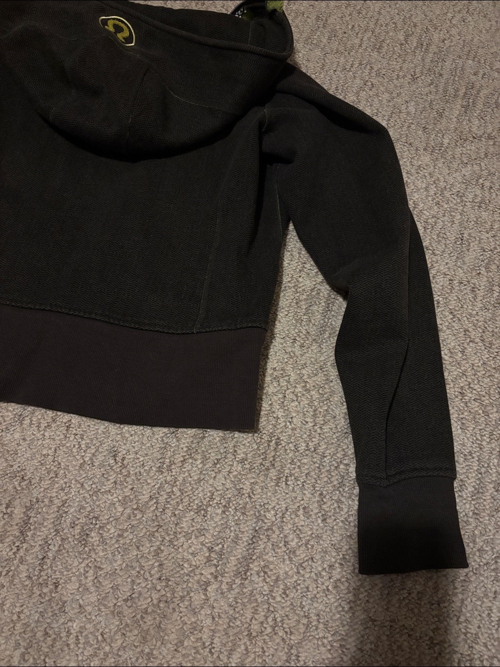 lululemon heavy Scuba women’s Blackish grey Hoodie with Green Lining and Logo - Picture 6 of 11